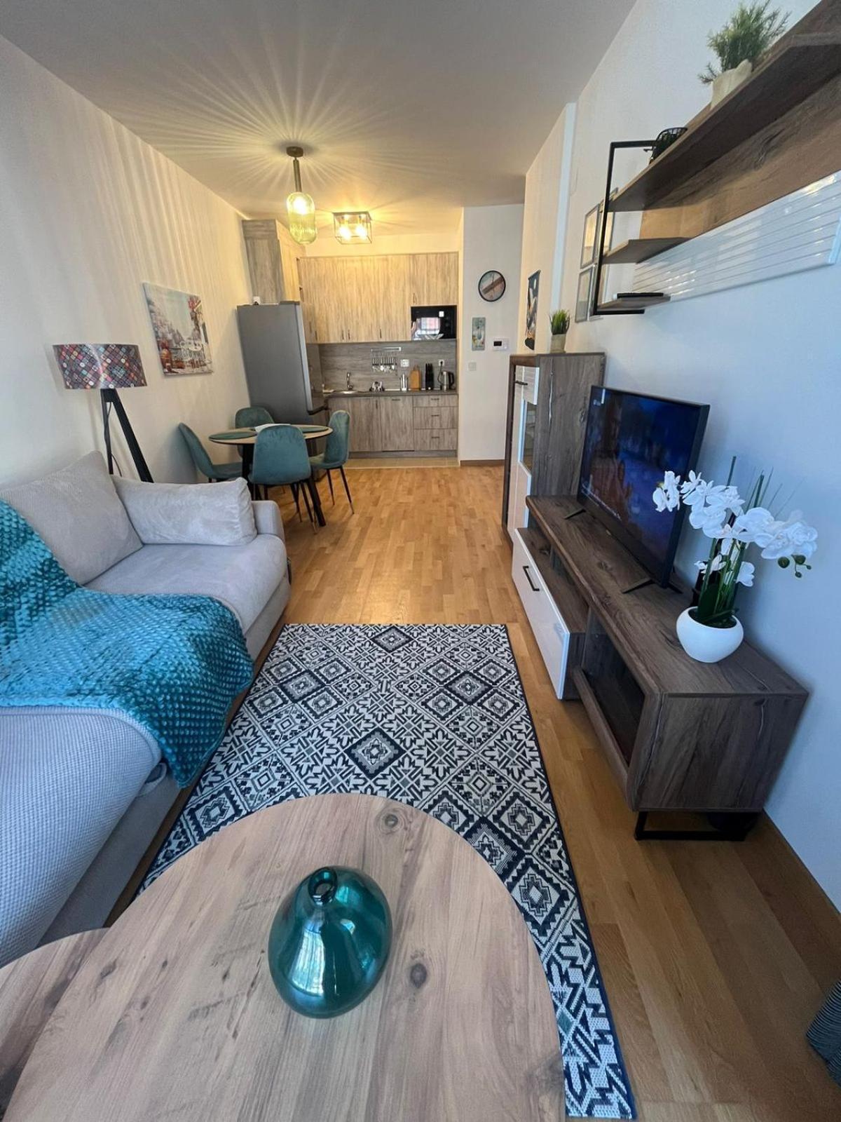 Kara Becici Apartment Budva Bagian luar foto